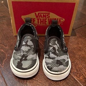 kids  black camouflage vans